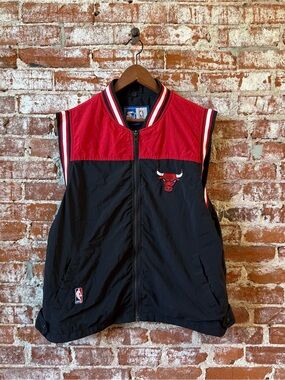 Vintage 90s Starter Chicago Bulls NBA Sleeveless Red Black Vest Mens XL